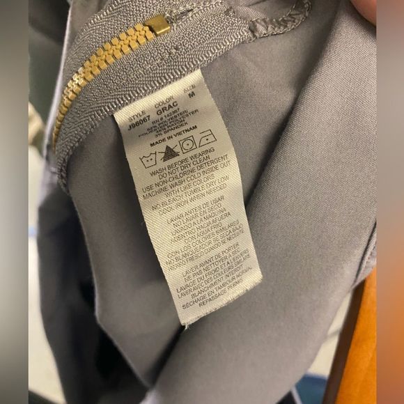 Jaanuu Like New Scallop Scrub Top in Gray - Picture 6 of 6